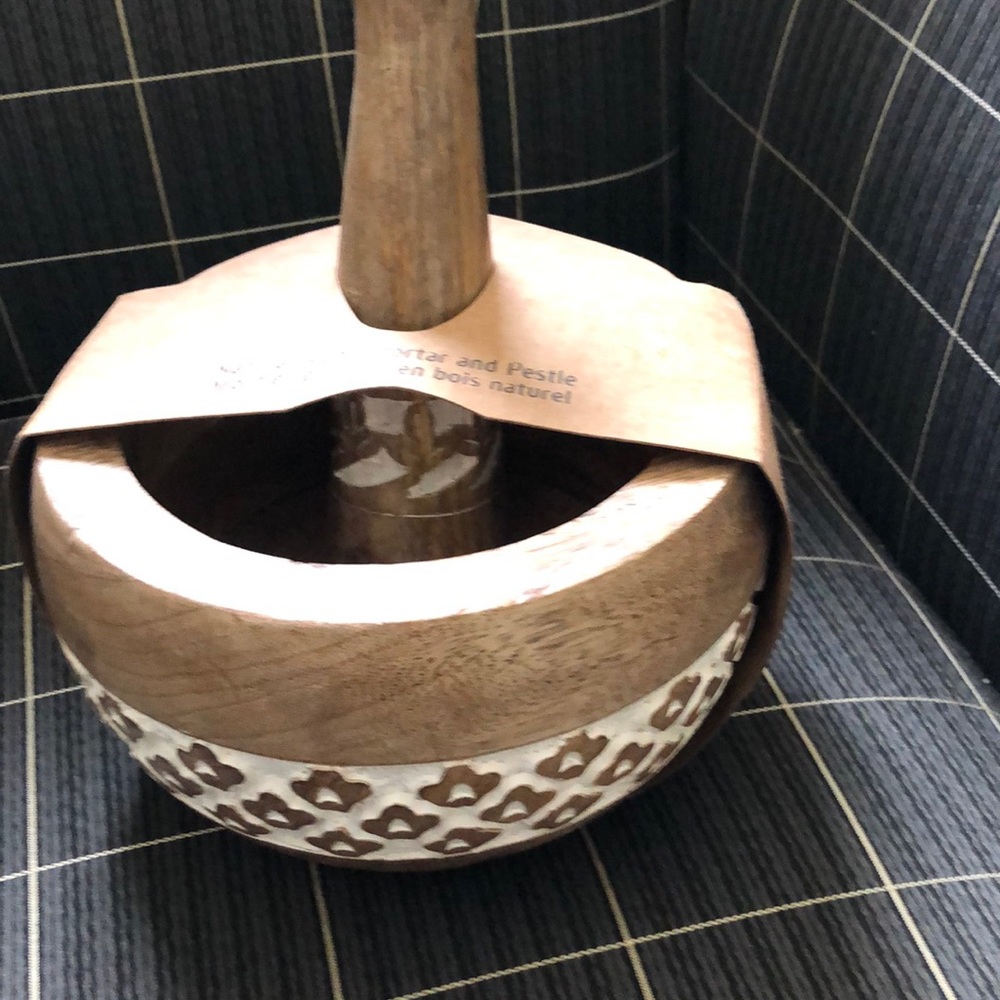 Mortar & pestle bowl NWT